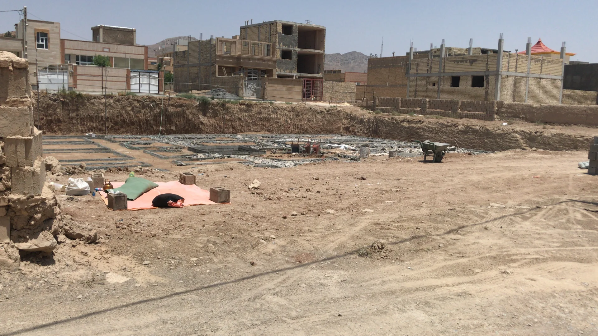 مجتمع مسکونی  4000 متری دهق — تصویر پروژه